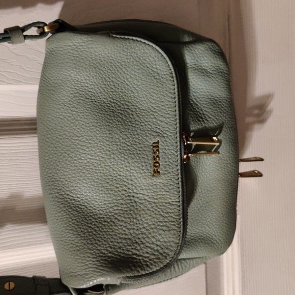 Fossil Sea Glass Preston Leather Small Flap Crossbody - Picture 3 of 15